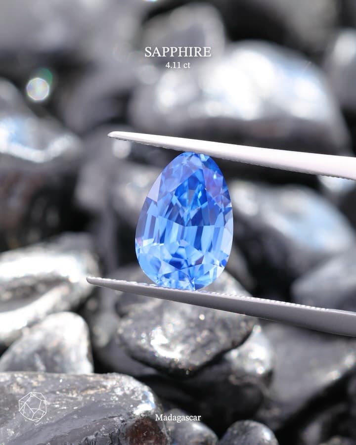 Sapphire 4.11 ct