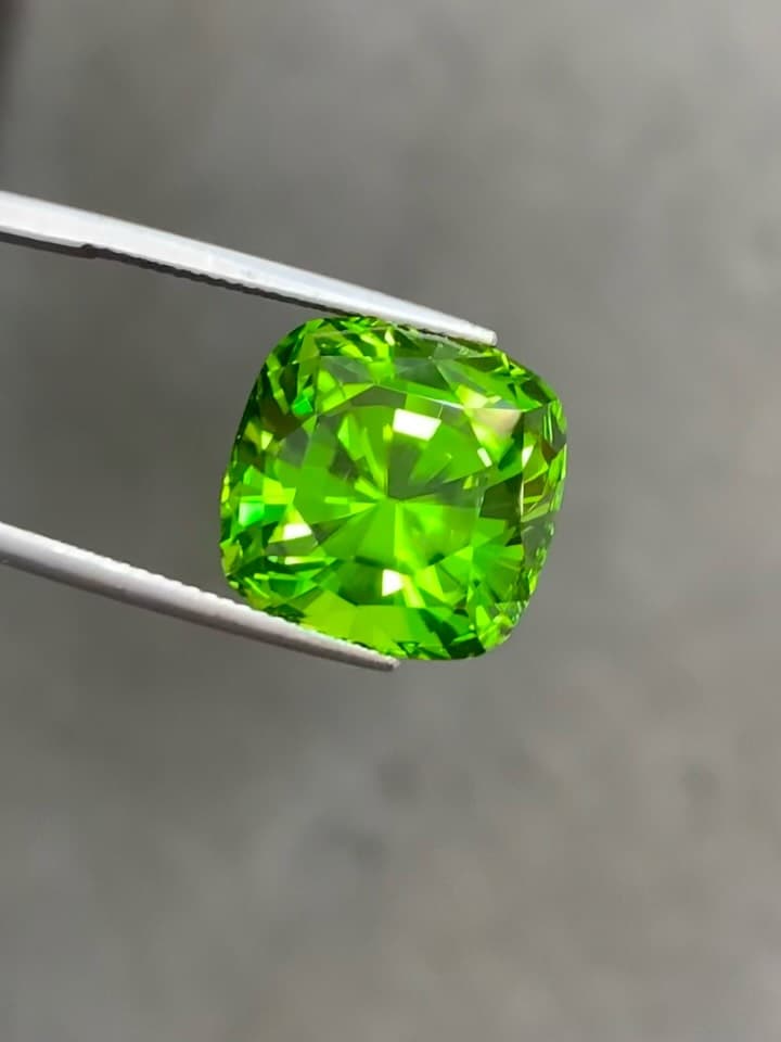 Green Tourmaline 0.00 ct