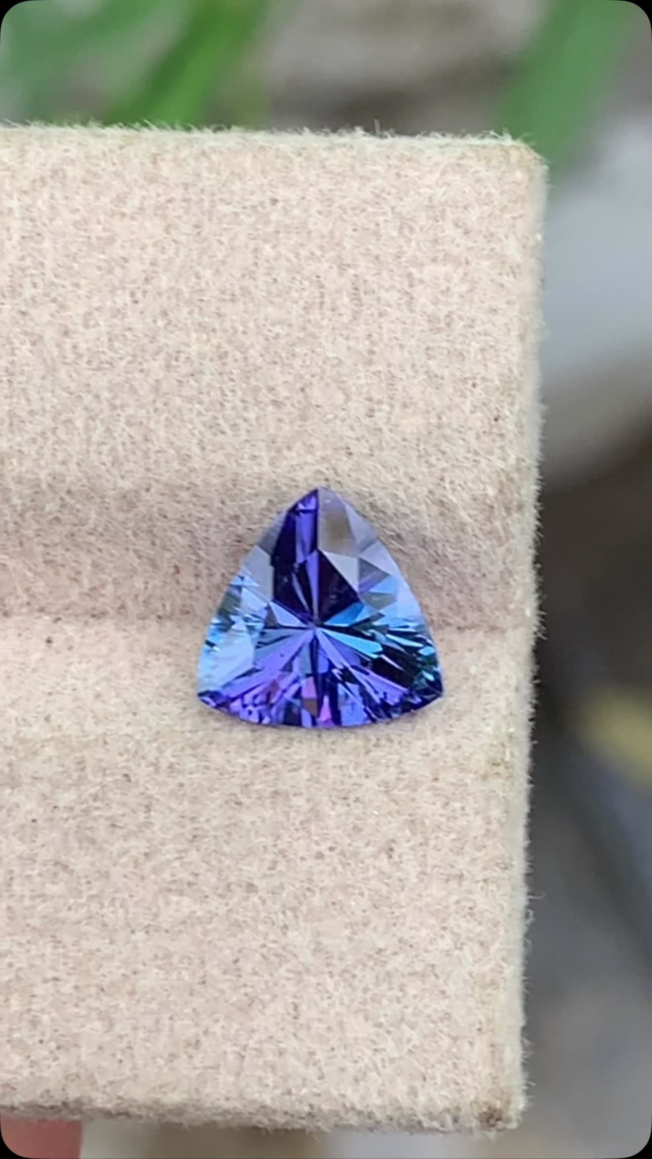 Tanzanite 0.00 ct