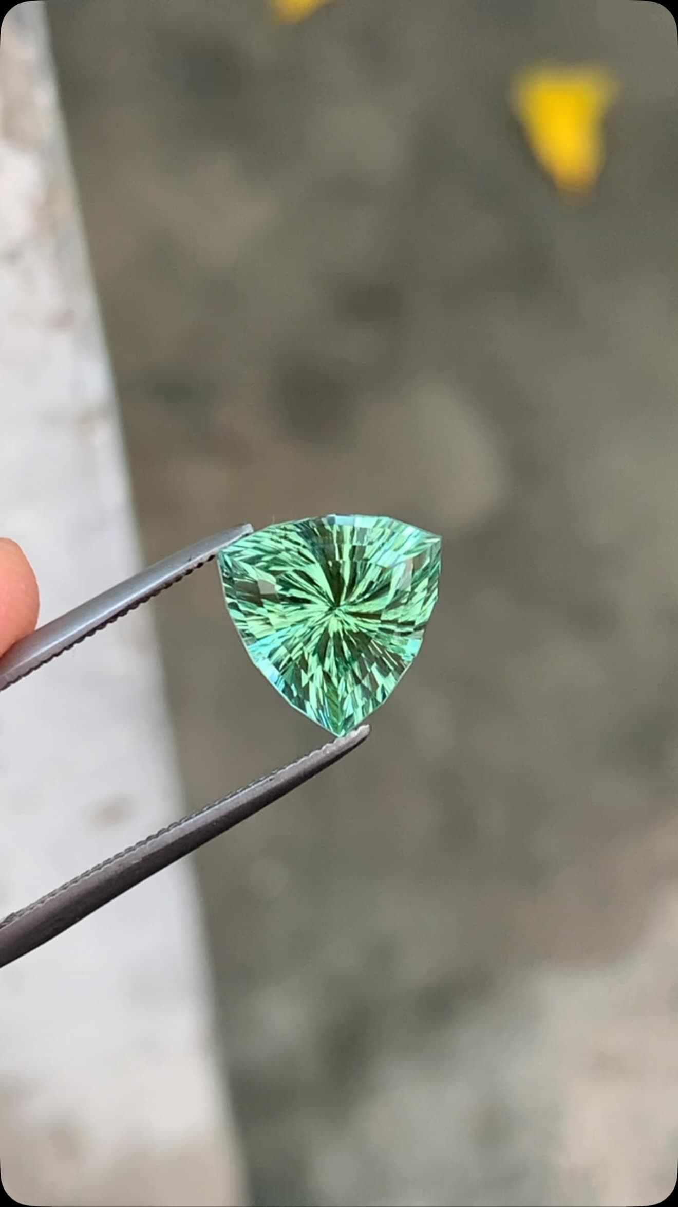 Tourmaline 0.00 ct